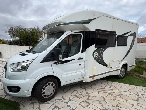 Foto Chausson 520 2020 - Camper Semintegrale Chausson su Transit 520