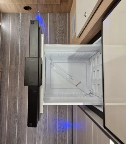 Foto C.I. Horon 90 M 2026 - CI International Horon 90M SELEKT