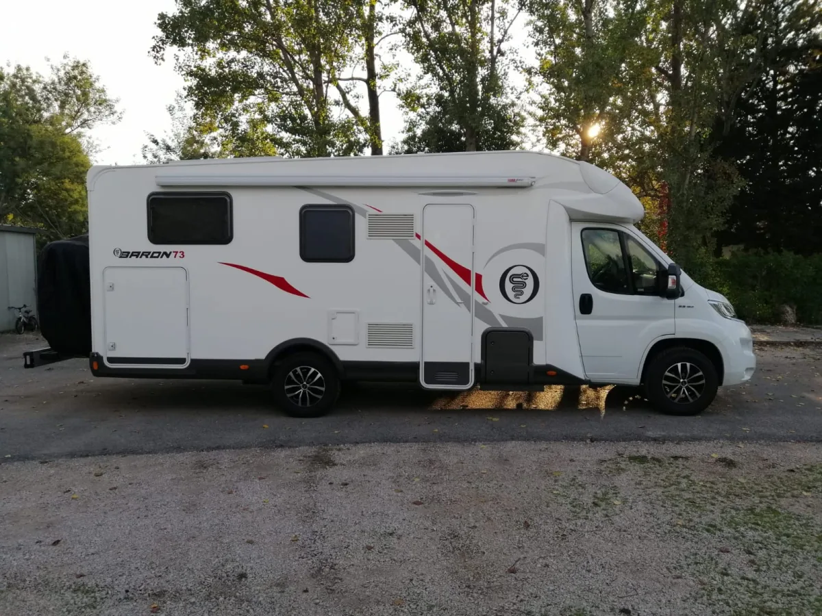 Elnagh Baron 73 G 2019 - Elnagh Baron 73 G Letti gemelli