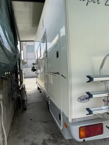 Foto Elnagh Super D 111C 2005 - Camper Elnagh Super D 111 - 5+1 posti