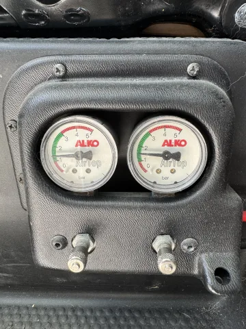 Foto Elnagh Super D 111C 2005 - Camper Elnagh Super D 111 - 5+1 posti