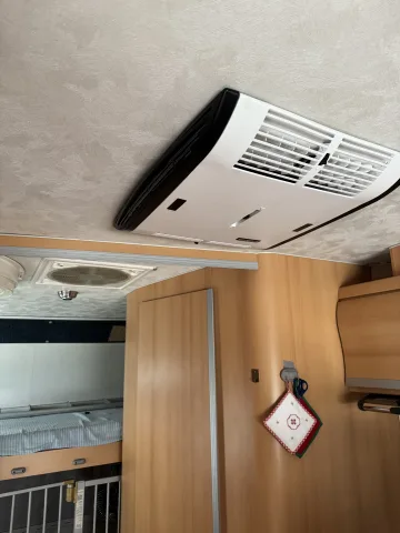 Foto Elnagh Super D 111C 2005 - Camper Elnagh Super D 111 - 5+1 posti