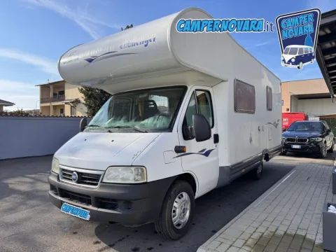 Foto Challenger Genesis 45 2006 - Mansardato Challenger Genesis 45