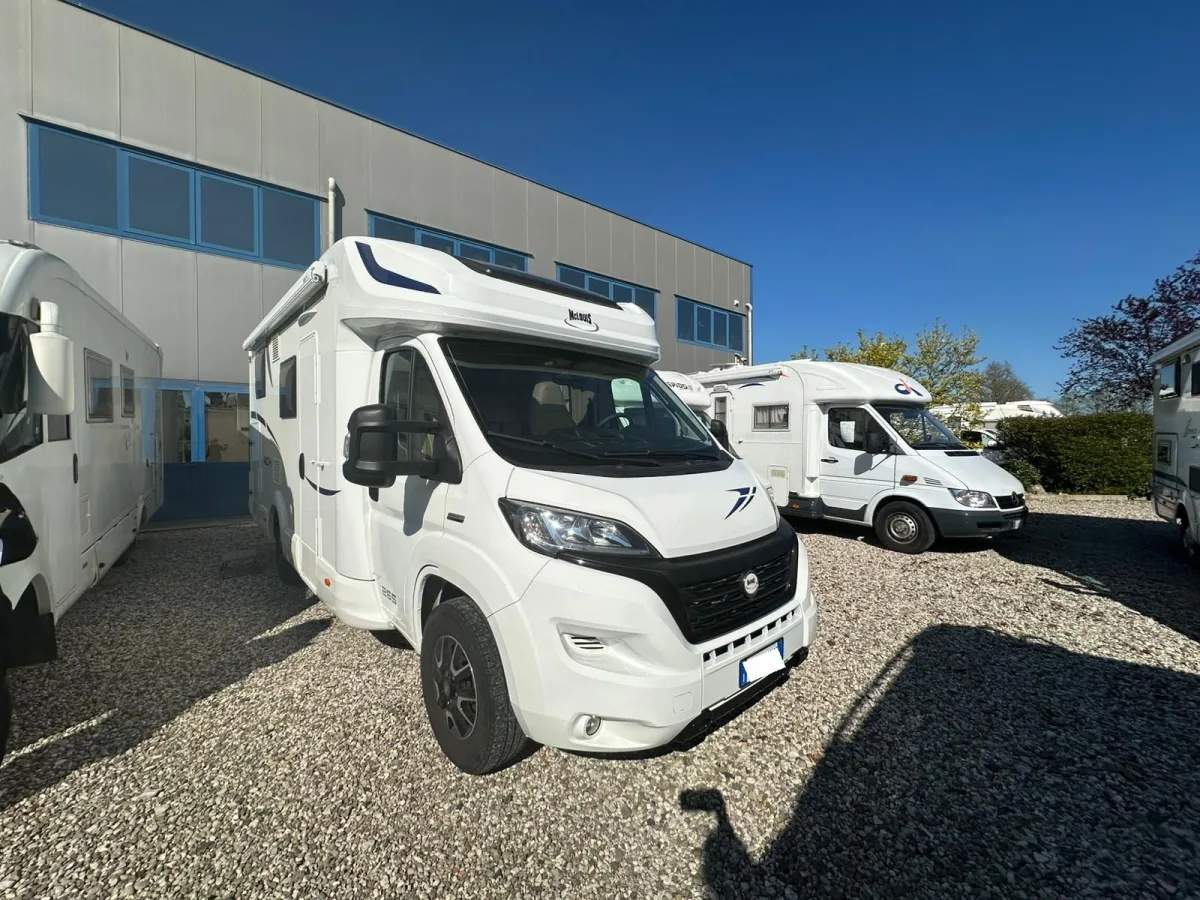 McLouis Mc4 265 2022 - Mc Louis MC4 265