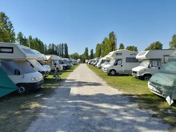 Area di sosta camper "Mare e Parco" - Casalborsetti